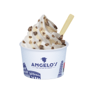Sundae Crispy white chocolate KitKat,Angelo;Medium 2,85 - Groot 3,35